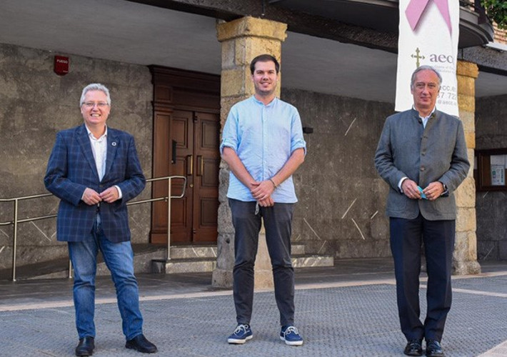 José Ignacio Asensio, David de Miguel y Juan Diego durante la presentación de la TEK de Berrobi | Edinor